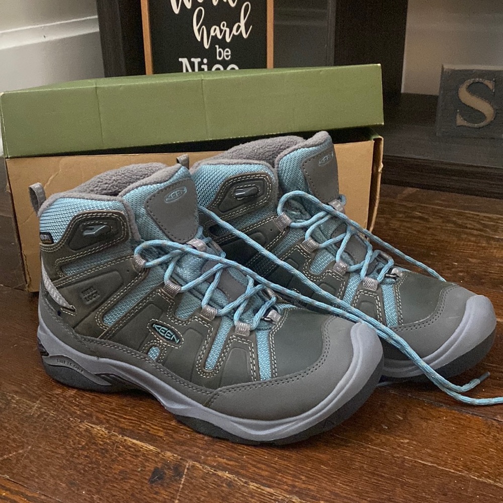 Keens boots. Women’s size 7.